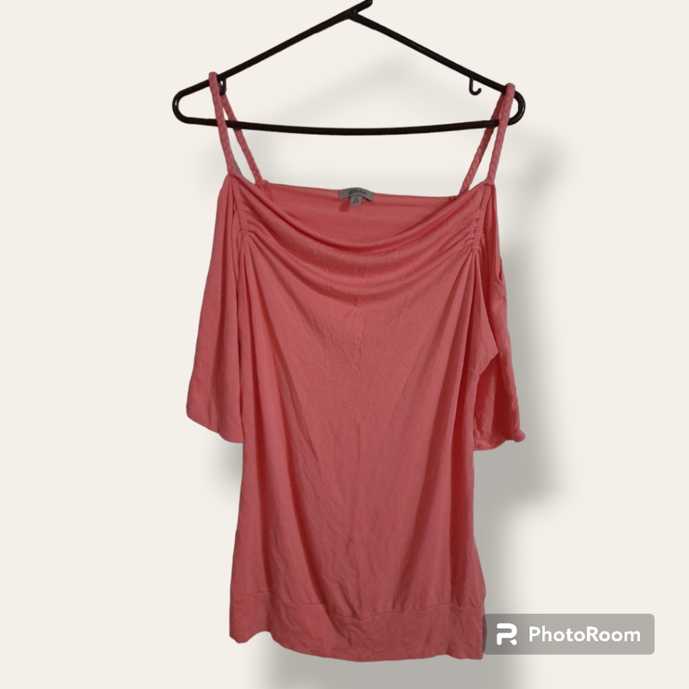 Womans Guess off the shoulder teeshirt